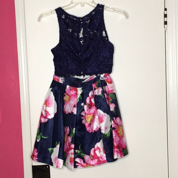 Macy’s | Blue and Pink two piece dress - Picture 2 of 2